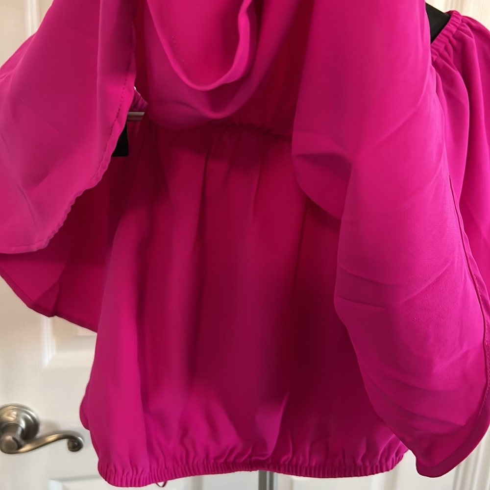 TCEC Neon pink Top size M - Picture 3 of 4